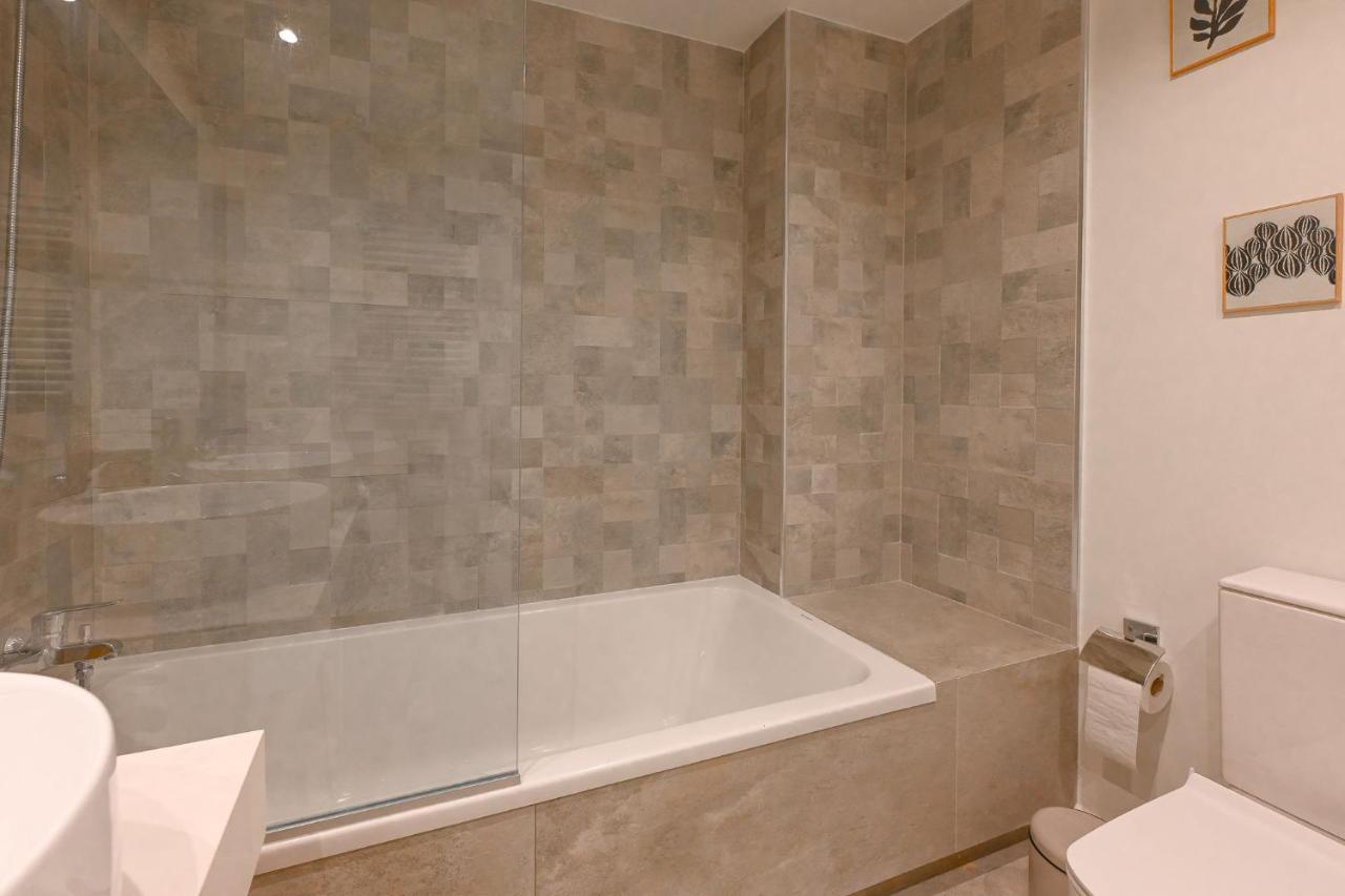 Seashell Infinity Luxury Apartment 埃斯特波纳 外观 照片