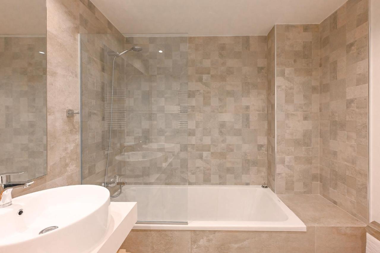 Seashell Infinity Luxury Apartment 埃斯特波纳 外观 照片